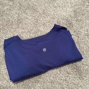 Lululemon relaxed long sleeve
